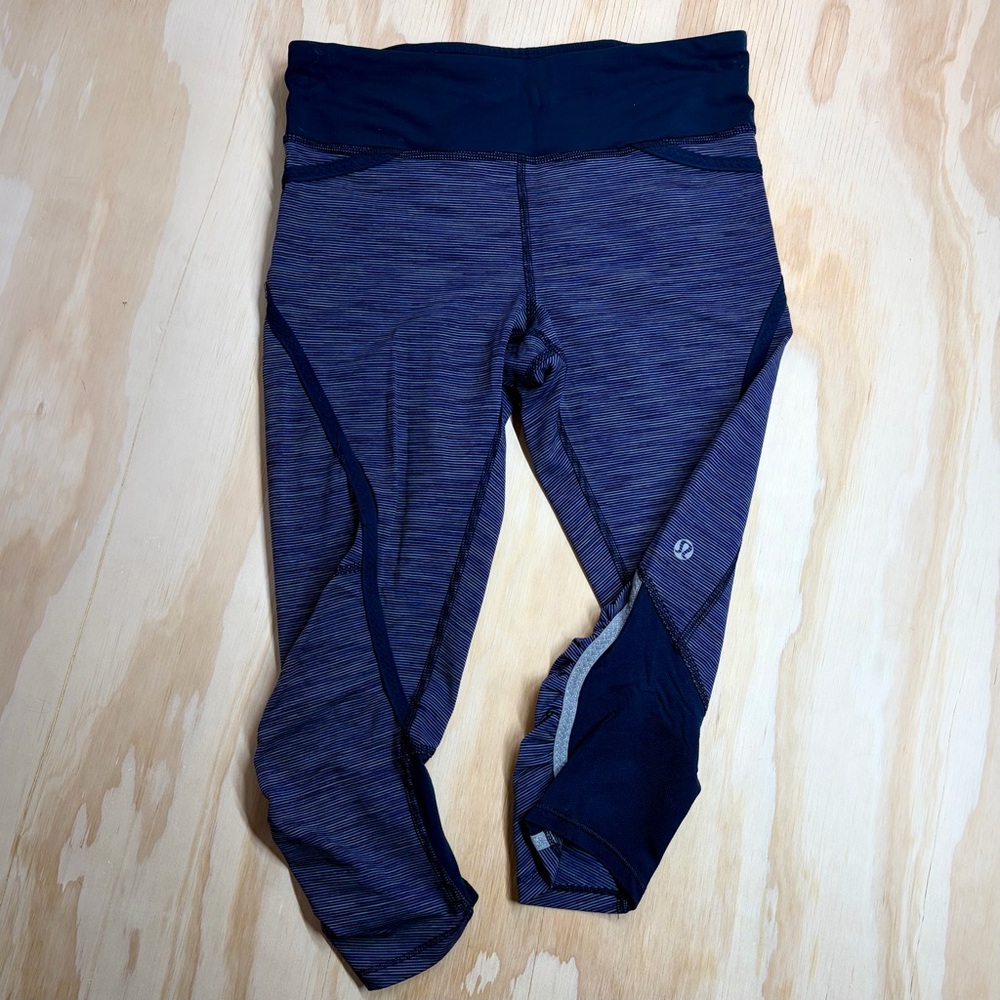 Lululemon 21" Inspire Tight II Mesh Crop Leggings Naval Blue 4